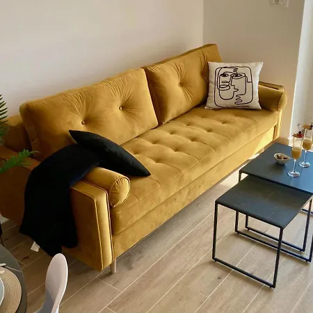 Eva - Comfy