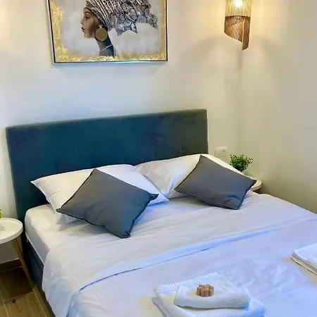 Eva - Comfy Apartment Jadranovo